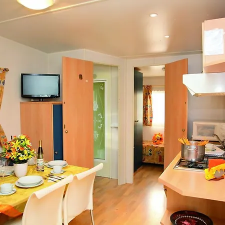 Üdülőpark Village Joker